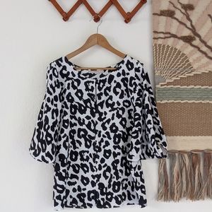 Loft Black & White Leopard print swing top Size XL